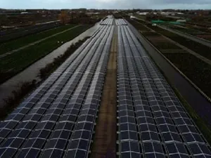 Pure Energie opent zonnepark van 4.744 zonnepanelen