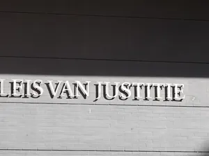 Zonnepaneelinstallateur failliet, maar consument moet lening Warmtefonds terugbetalen