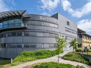Omwonenden verliezen rechtszaak tegen energiehub met zonnepark en batterij