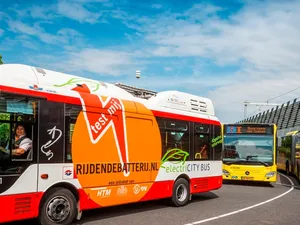 Combinatie elektrische bus en tram: primeur voor Nederland