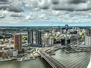 Onderzoek Sobolt: aantal zonnepanelen Rotterdam in 2 jaar verdubbeld