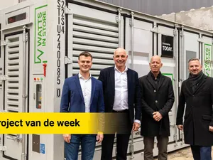Project van de week | Batterij bij laadplein bezorgt elektrische vrachtwagens zonne-energie
