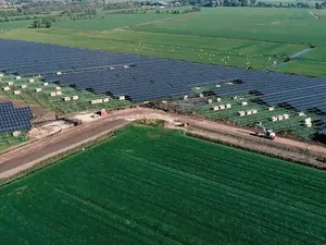 Solarfields nadert afronding bouw zonnepark Sinnegreide