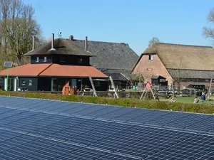 Led-verlichting en zonnepanelen voor stadsboerderij Arnhem