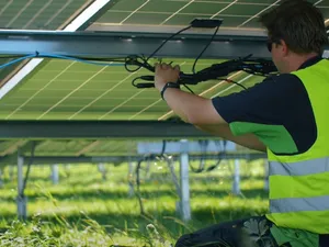 Solarfields gaat Nederlandse zonneparken beheren van Zwitsers re: cap Global Investors