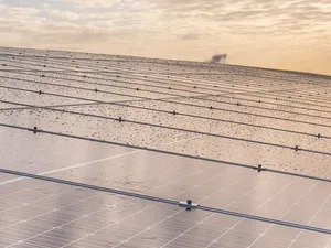 Solarfields en ZonnepanelenDelen starten crowdfunding voor participatie zonnepark Molenwaard