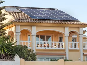 1 op 4 nieuwe zonnepaneelinstallaties in Spanje heeft thuisbatterij