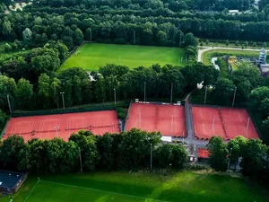 Drempelbedrag voor subsidie zonnepanelen bij sportclubs verlaagd naar 2.500 euro
