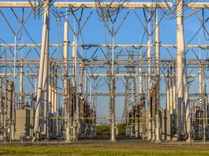 GroenLinks-PvdA wil dat energiecoöperaties voorrang krijgen op het stroomnet