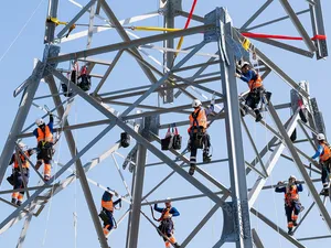 Nederland kan wachtrijen stroomnet verbeteren met buitenlandse voorbeelden