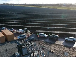 Investeringsplan Enduris: Zeeland herbergt 674 tot 1.993 megawattpiek zonnepanelen in 2030