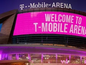 Met led verlichte T-Mobile Arena Las Vegas opent haar deuren