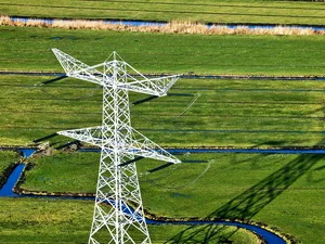 Natuur- en milieuorganisaties: laat beperkingen stroomnet geen ‘showstopper’ worden voor energietransitie