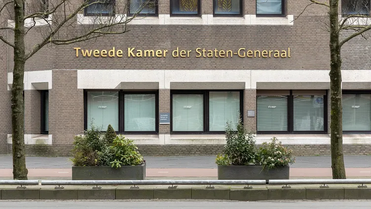 © Ssirozy | Dreamstime.com