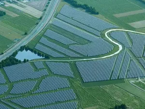 Universitair Medisch Centrum Groningen verduurzaamt met eigen zonnepark