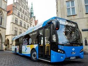 Vlaams Fonds Batterijen financiert hergebruik batterijen bussen voor opslag zonne-energie