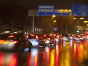 Nederland plaatst 1.000 extra slimme verkeerslichten voor veilig doorrijden ambulances