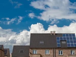 Verkoop zonnepanelen in Vlaanderen in 2019 met ruim 50 procent gegroeid tot 362 megawattpiek