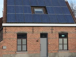 VREG: Vlaams prosumententarief voor zonnepaneeleigenaren met 8 procent omlaag