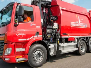 Gemeente Groningen zet afvalwagen en veegwagen op waterstof in