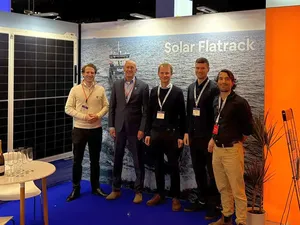 Noors bulkschip krijgt 172,8 kilowattpiek aan Nederlandse zonnepanelen