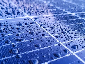 ‘India exporteert zonnepanelen naar Amerika met verboden onderdelen uit China’