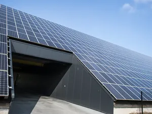 Het dilemma | Vlaamse pv-verplichting: wat als een bedrijf de deadline niet haalt?