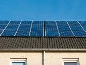 Mijlpaal Fien Wonen: 1.800 woningen van zonnepanelen voorzien, nog 40 procent te gaan