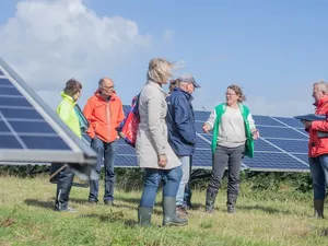Grunneger Power sluit zonneparken aan op nieuw zelfleveringsplatform Local4Local