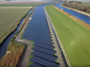 Ecorus levert 4 kilometer lange Zonneweide Groetpolder op: 44.712 zonnepanelen voor Hollands Kroon