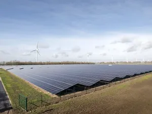 Vattenfall opent zonnepark De Hoge Vaart Zeewolde